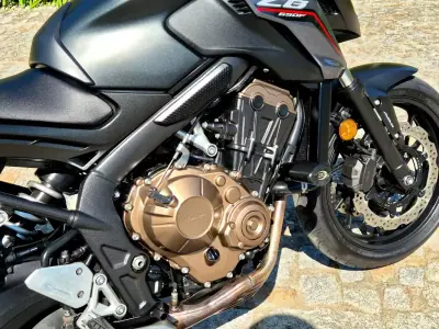 Honda CB 1000R 2017 - 5990 EUR, 25000 km - AUTO.MOTO.pt - 25000km - foto 9 de 24