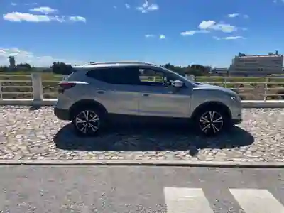 Nissan Qashqai 2017 - 13500 EUR, 155000 km - 155000km - foto 1 de 12