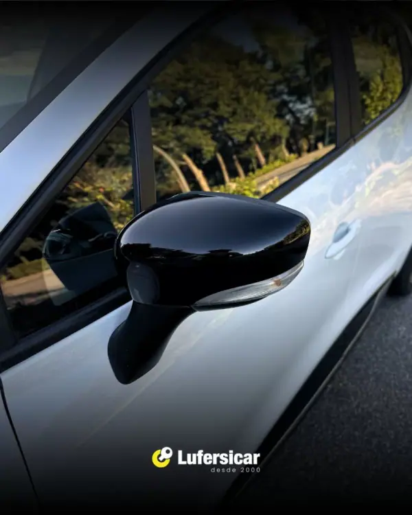 Renault Clio 2017 - 9950 EUR, 129000 km - AUTO.MOTO.pt - 129000km - foto 7 de 9