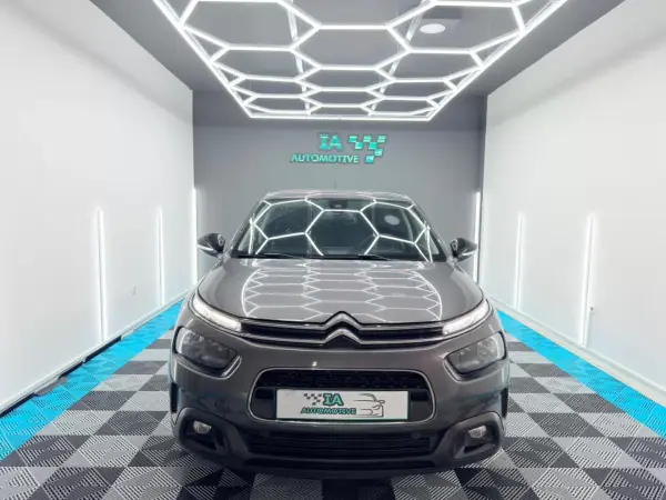 Citroën C4 Cactus 2019 - 10999 EUR, 114000 km - AUTO.MOTO.pt - 114000km - foto 2 de 21