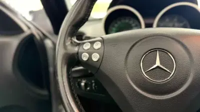 Mercedes-Benz SLK 200 2006 - 16490 EUR, 133014 km - AUTO.MOTO.pt - 133014km - foto 15 de 25