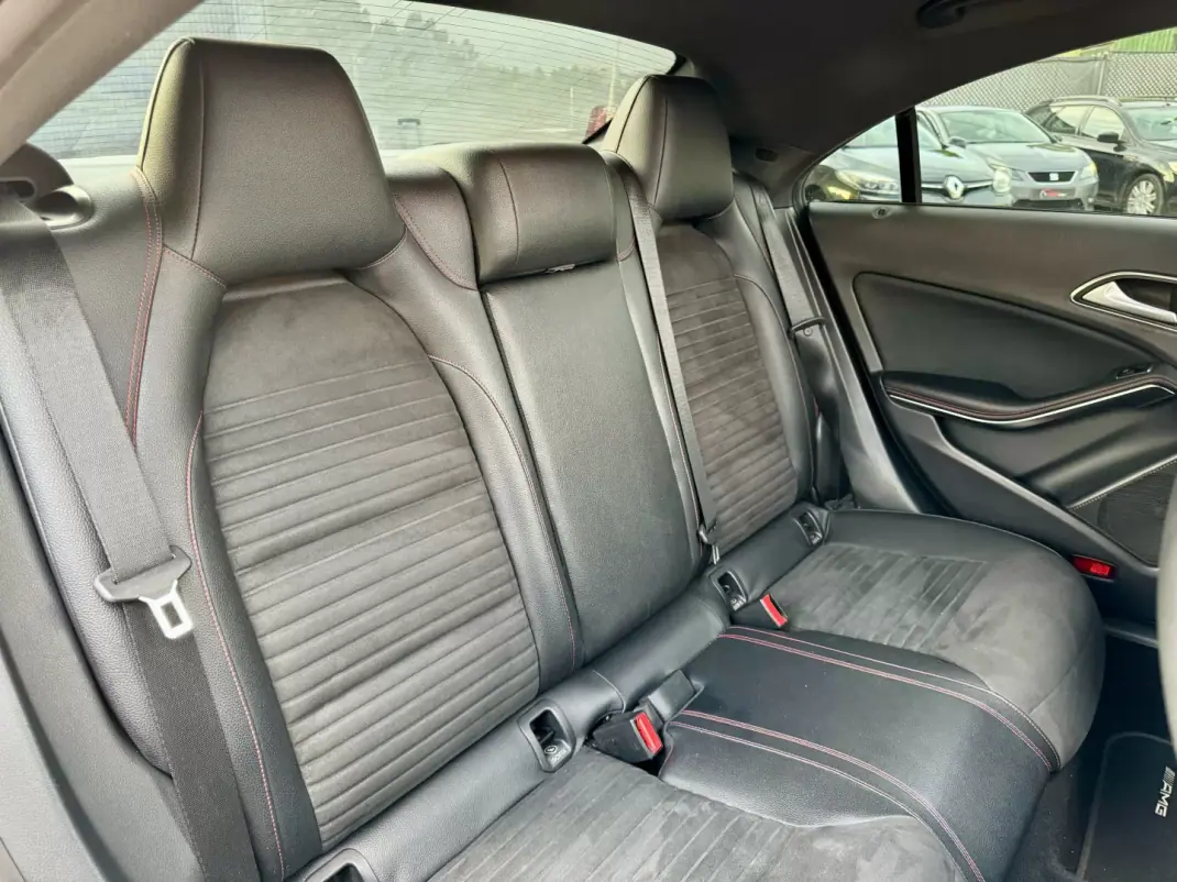 Mercedes-Benz CLA 220 2014 - 20999 EUR, 140000 km - 140000km - foto 10 de 18