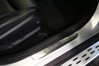 Mercedes-Benz GLC 220 2019 - 38500 EUR, 165000 km - 165000km - foto 19 de 37