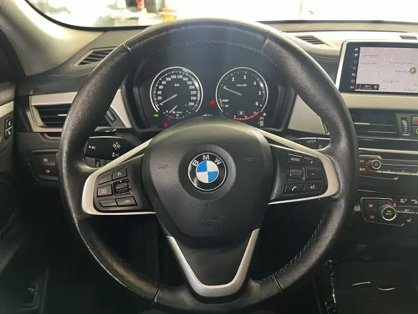 BMW X2 2020 - 24900 EUR, 86171 km - AUTO.MOTO.pt - 86171km - foto 8 de 25