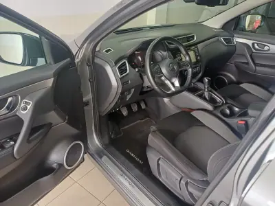 Nissan Qashqai 2018 — foto 6 de 15