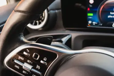 Mercedes-Benz A 250 2022 - 25000 EUR, 124440 km - AUTO.MOTO.pt - 124440km - foto 11 de 24