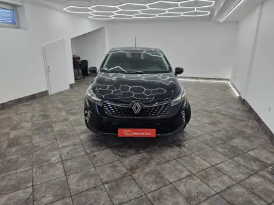 Renault Clio 2024 — foto 6 de 28