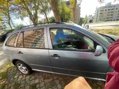 Skoda Fabia Break 2003 — foto 4 de 11