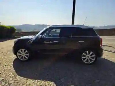 MINI Countryman 2011 - 13500 EUR, 211000 km - AUTO.MOTO.pt - 211000km - foto 5 de 14