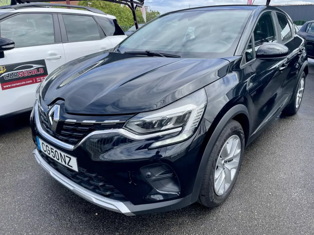 Renault Captur 2020 - 15750 EUR, 92616 km - AUTO.MOTO.pt - 92616km - foto 1 de 27
