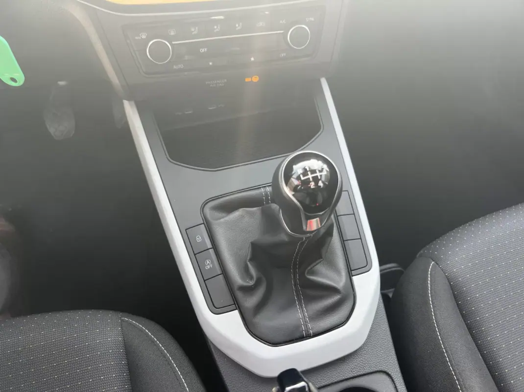 SEAT Arona 2023 - 15990 EUR, 60500 km - AUTO.MOTO.pt - 60500km - foto 12 de 18