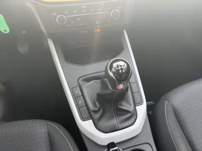 SEAT Arona 2023 - 15990 EUR, 60500 km - AUTO.MOTO.pt - 60500km - foto 12 de 18