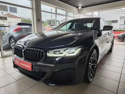 BMW 530e 2022 - 33750 EUR, 158500 km - AUTO.MOTO.pt - 158500km - foto 5 de 36