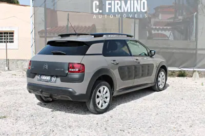 Citroën C4 Cactus 2014 - 11950 EUR, 148141 km - AUTO.MOTO.pt - 148141km - foto 6 de 27
