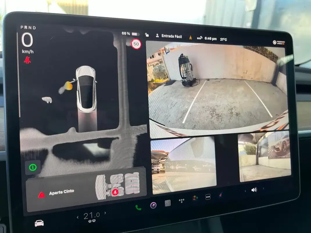 Tesla Model 3 2022 - 27990 EUR, 45000 km - AUTO.MOTO.pt - 45000km - foto 9 de 14