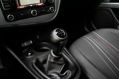SEAT Leon 2013 - 9900 EUR, 197939 km - AUTO.MOTO.pt - 197939km - foto 20 de 39