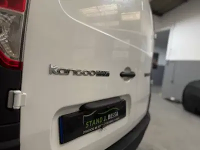 Renault Kangoo 2018 - 12250 EUR, 184400 km - AUTO.MOTO.pt - 184400km - foto 6 de 15