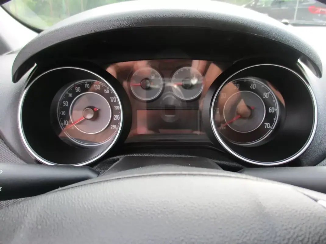 Fiat Punto 2018 - 8000 EUR, 170000 km - 170000km - foto 18 de 24
