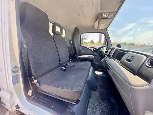 Mitsubishi 2018 - 24990 EUR, 305000 km - AUTO.MOTO.pt - 305000km - foto 11 de 14
