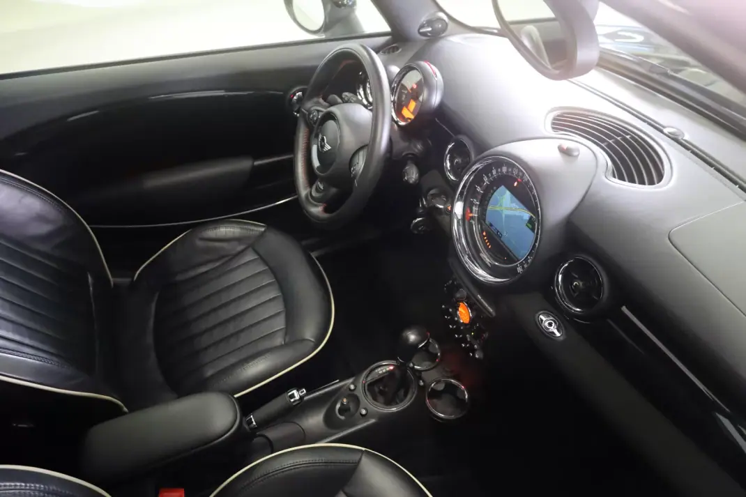 MINI John Cooper Works 2015 - 22950 EUR, 65169 km - AUTO.MOTO.pt - 65169km - foto 15 de 50