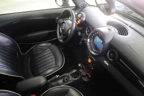MINI John Cooper Works 2015 - 22950 EUR, 65169 km - AUTO.MOTO.pt - 65169km - foto 15 de 50