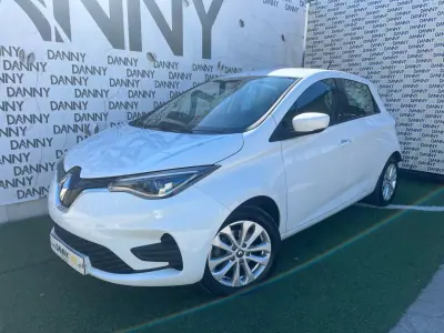 Renault Zoe 2020 - 15250 EUR, 83000 km - AUTO.MOTO.pt - 83000km - foto 1 de 11