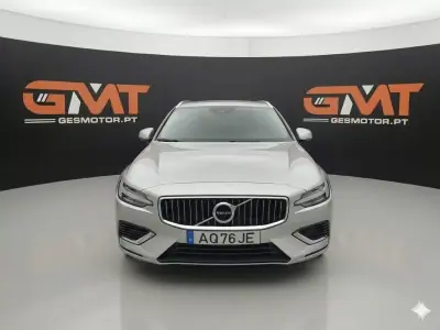 Volvo V60 2022 - 99830km