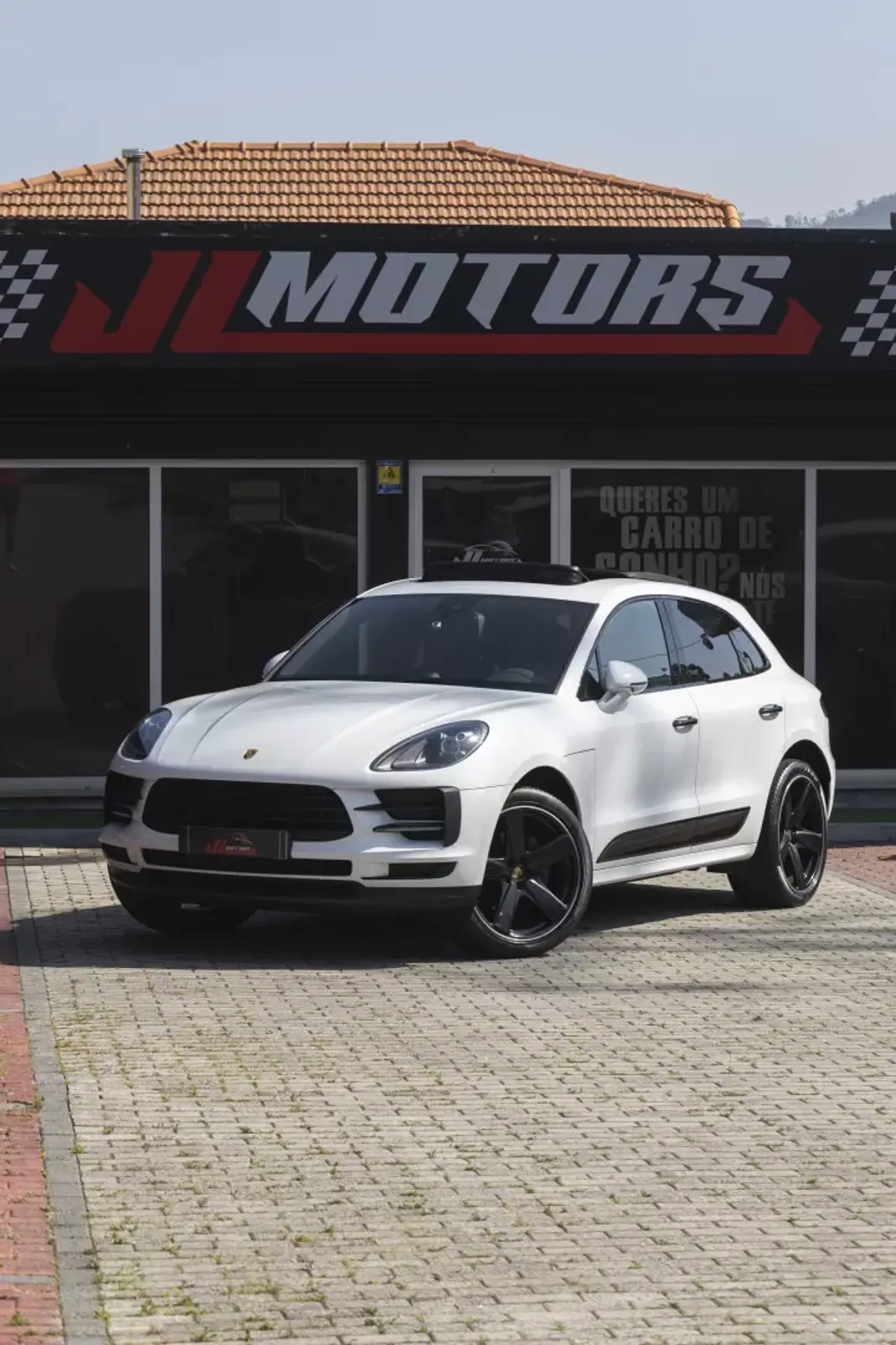 Porsche Macan 2018 - 53900 EUR, 89600 km - AUTO.MOTO.pt - 89600km - foto 4 de 40