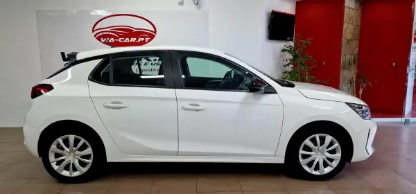 Opel Corsa 2023 - 13950 EUR, 48638 km - 48638km - foto 28 de 32