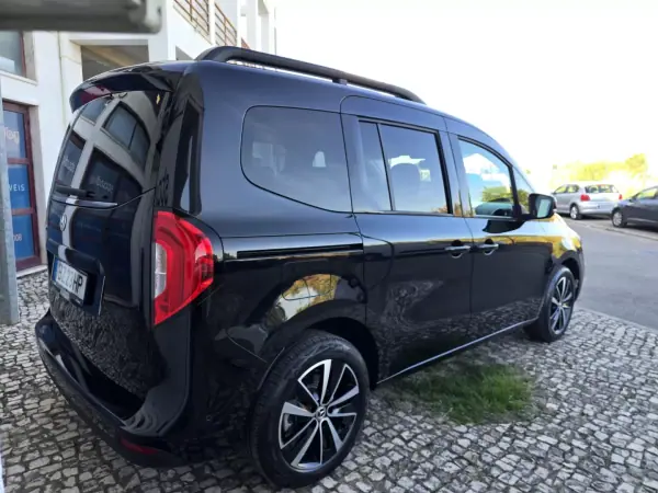 Mercedes-Benz EQT 2024 - 29450 EUR, 73 km - AUTO.MOTO.pt - 73km - foto 3 de 20