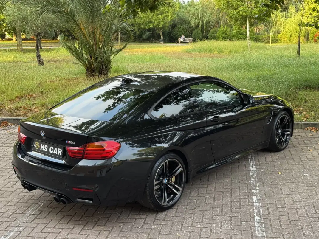 BMW M4 2017 - 58965 EUR, 120000 km - 120000km - foto 9 de 31