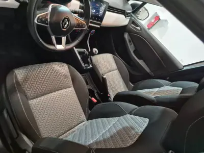 Renault Clio 2023 - 17500 EUR, 53777 km - AUTO.MOTO.pt - 53777km - foto 19 de 26