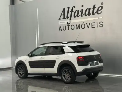 Citroën C4 Cactus 2017 - 13990 EUR, 163000 km - 163000km - foto 9 de 24