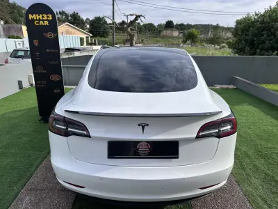 Tesla Model 3 2019 - 15500 EUR, 333000 km - AUTO.MOTO.pt - 333000km - foto 13 de 62