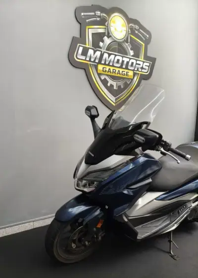 Honda Forza 2018 - 3890 EUR, 41000 km - AUTO.MOTO.pt - 41000km - foto 11 de 21