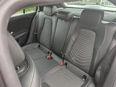 Mercedes-Benz A 180 2020 - 17950 EUR, 223684 km - AUTO.MOTO.pt - 223684km - foto 20 de 29