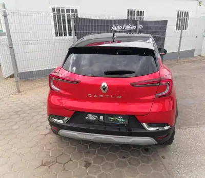 Renault Captur 2024 - 21900 EUR, 49930 km - AUTO.MOTO.pt - 49930km - foto 6 de 16
