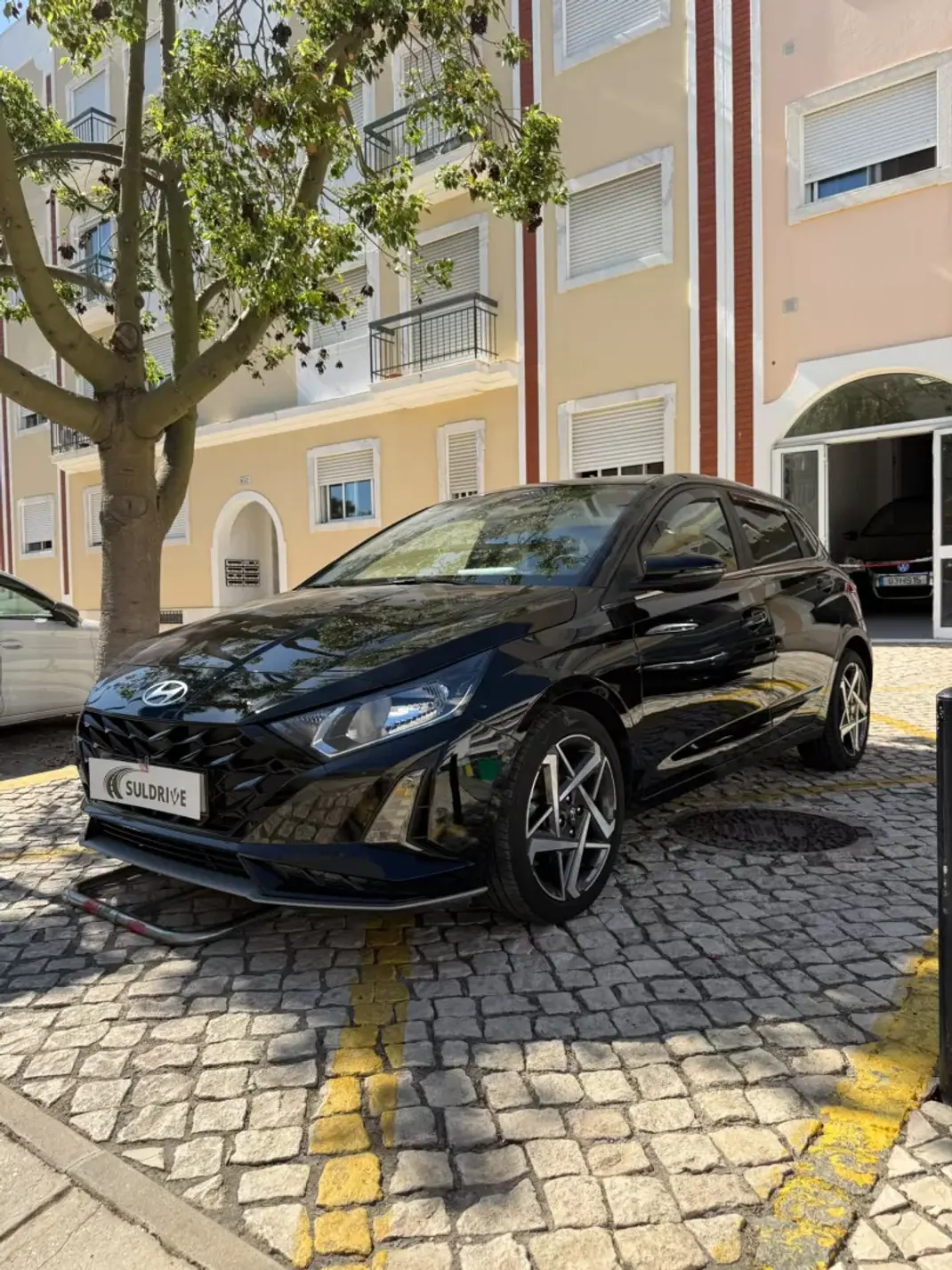 Hyundai i20 2024 - 19500 EUR, 8969 km - AUTO.MOTO.pt - 8969km - foto 1 de 8