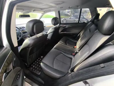 Mercedes-Benz E 220 2007 - 9900 EUR, 325000 km - AUTO.MOTO.pt - 325000km - foto 6 de 9