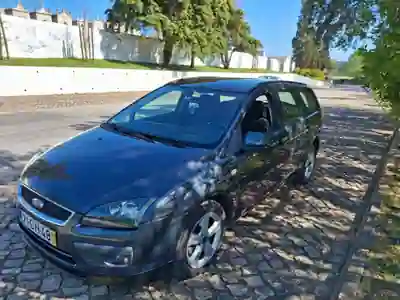 Ford Focus SW 2006 - 4000 EUR, 215000 km - AUTO.MOTO.pt - 215000km - foto 3 de 10