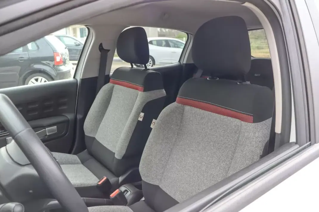 Citroën C3 2020 - 10250 EUR, 82257 km - AUTO.MOTO.pt - 82257km - foto 12 de 28
