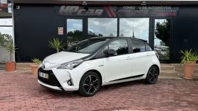 Toyota Yaris 2018 - 16990 EUR, 80000 km - AUTO.MOTO.pt - 80000km - foto 5 de 29