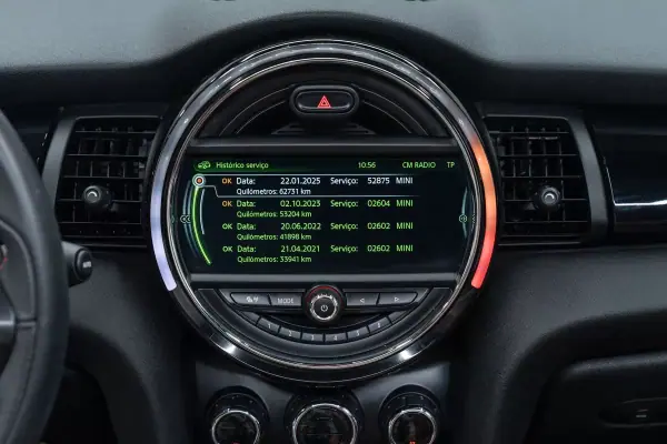 MINI 2017 - 24950 EUR, 65000 km - AUTO.MOTO.pt - 65000km - foto 29 de 41