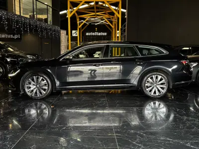 Volkswagen Arteon 2023 - 31990 EUR, 45800 km - AUTO.MOTO.pt - 45800km - foto 8 de 36