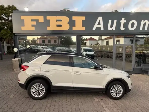 Volkswagen Amarok 2023 - 27900 EUR, 51200 km - AUTO.MOTO.pt - 51200km - foto 7 de 12