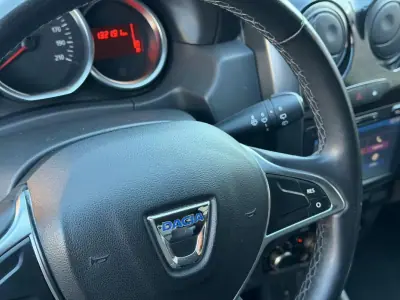 Dacia Duster 2018 - 12900 EUR, 131000 km - AUTO.MOTO.pt - 131000km - foto 20 de 31