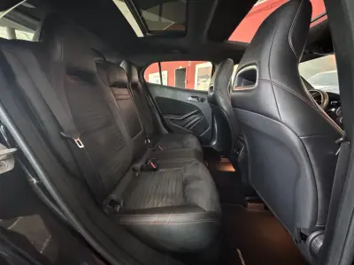 Mercedes-Benz GLA 220 2015 - 22990 EUR, 134923 km - AUTO.MOTO.pt - 134923km - foto 14 de 22