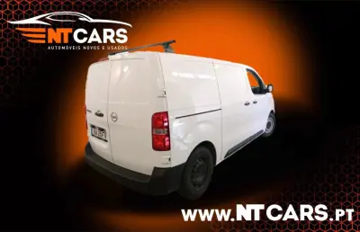 Opel Vivaro 1.5 CDTi 2023 - 13900 EUR, 196055 km - AUTO.MOTO.pt - 196055km - foto 2 de 4