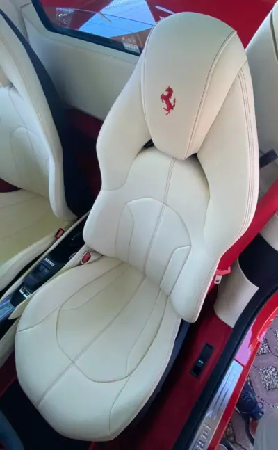 Ferrari F8 Tributo 2022 - 425600 EUR, 4336 km - AUTO.MOTO.pt - 4336km - foto 30 de 54