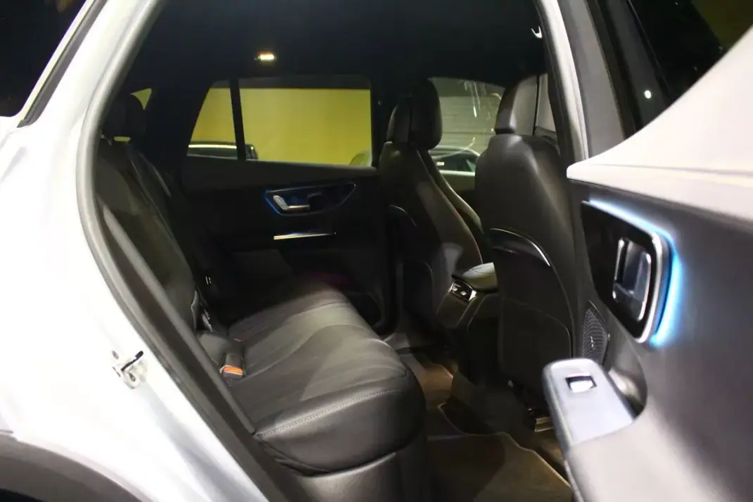 Mercedes-Benz EQE 2025 - 58900 EUR, 25000 km - AUTO.MOTO.pt - 25000km - foto 28 de 42